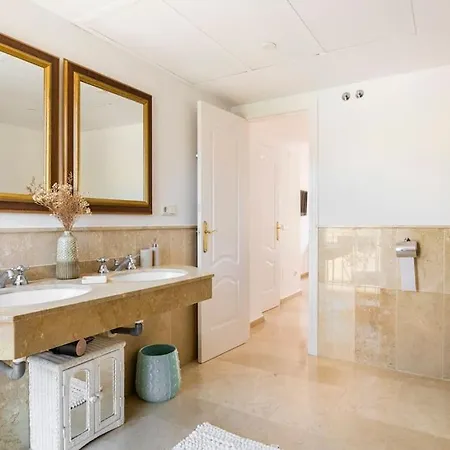 度假居 Maison Puerto Banus